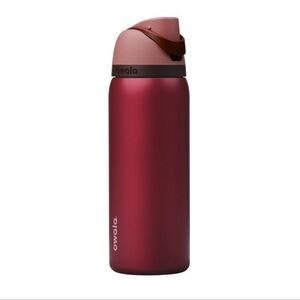 NWT 2025 Special Holiday Edition 32 Oz Water Bottle RED